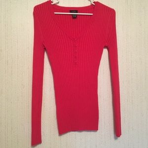 Pink Ribbed V-Neck Sweater 💕